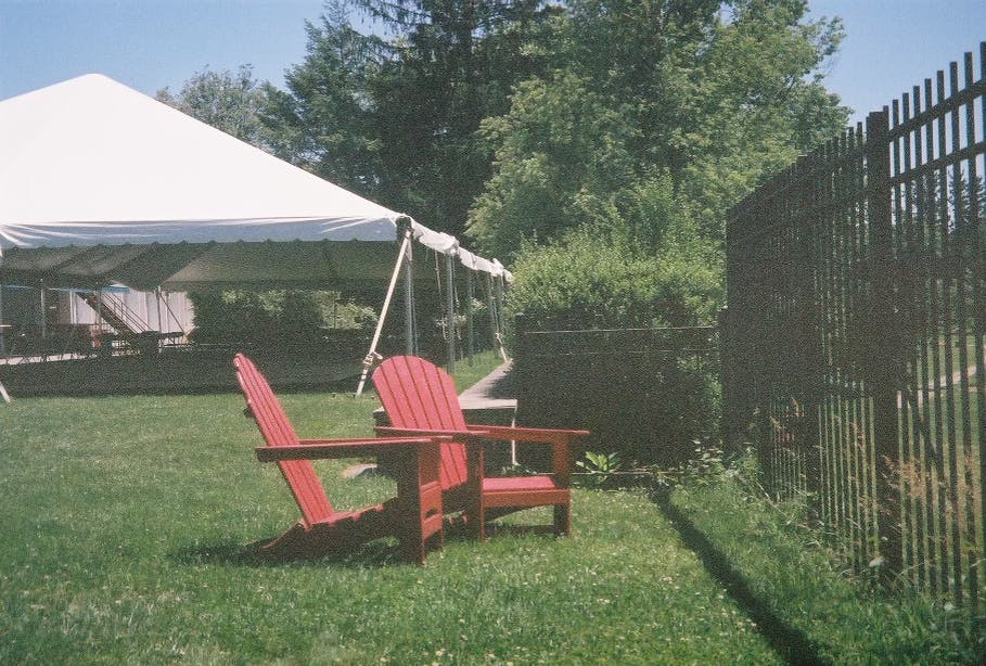 forbes-backyard-chair