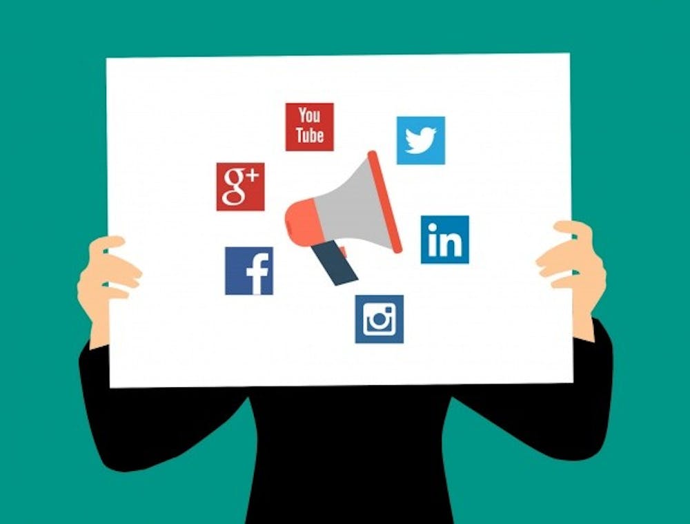 social-media-15154432970z6