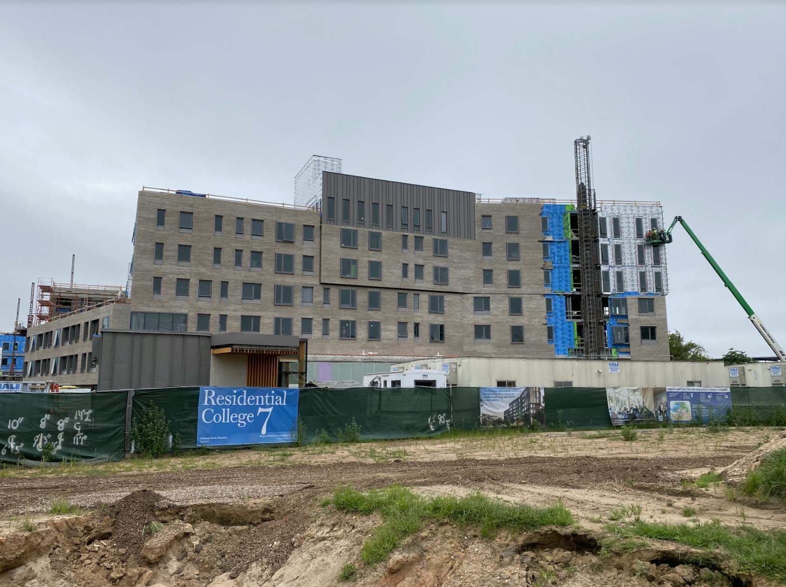 SATIRE-res-college-7