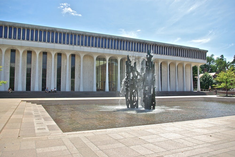 woodrow-wilson-school-of-public-and-international-affairs-robertson-hall