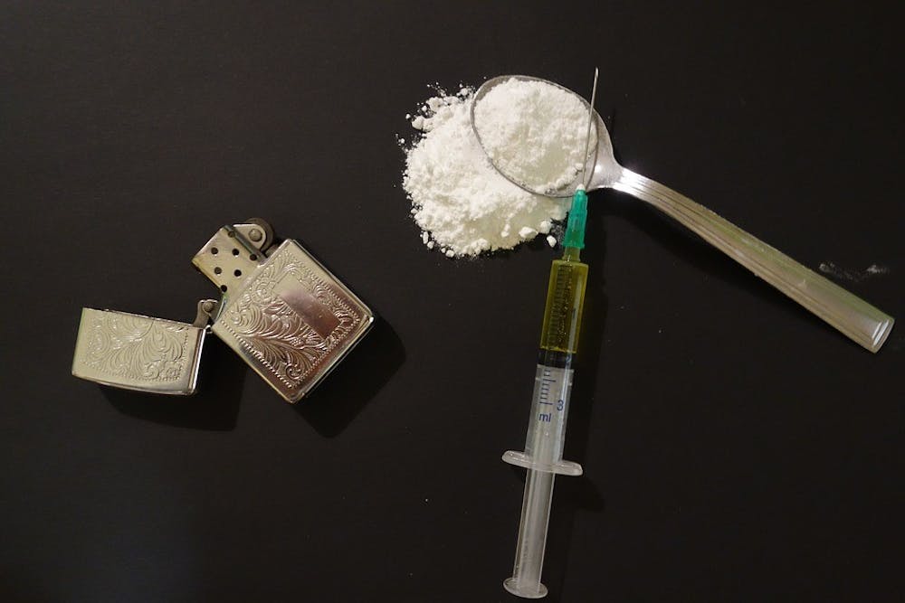 drugs-2793133_960_720