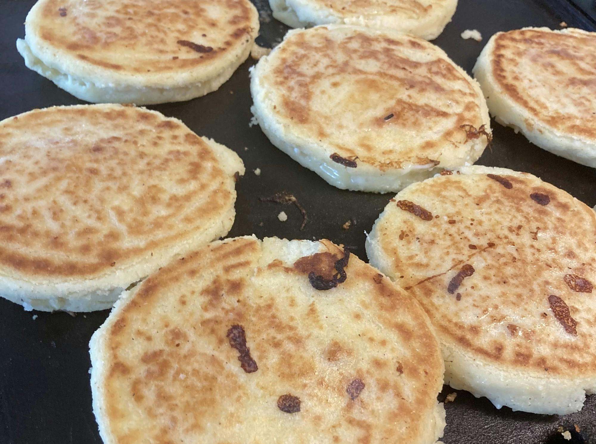 Arepas - Sophia Colmenares (Cropped).jpg