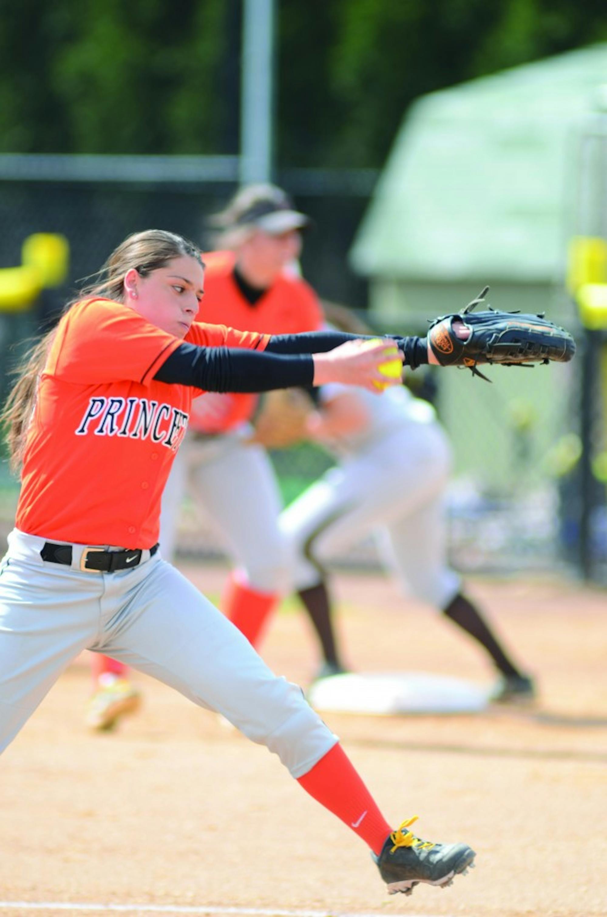 womenssoftball_tiffanyrichardson_staff