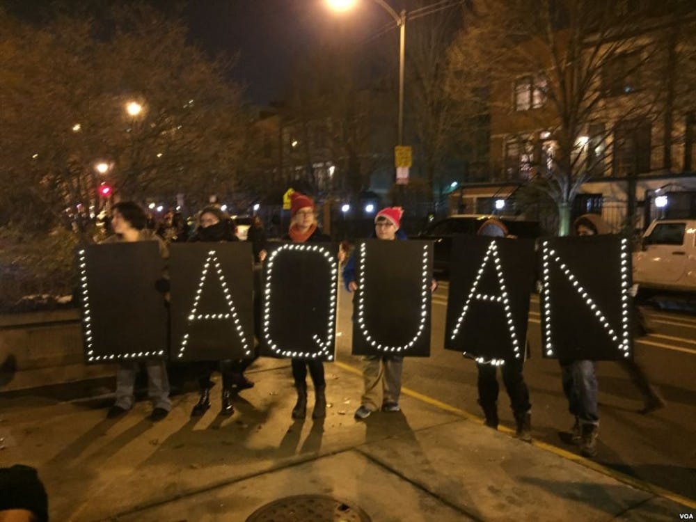 laquan-mcdonald-chicago-memorial-from-protestors