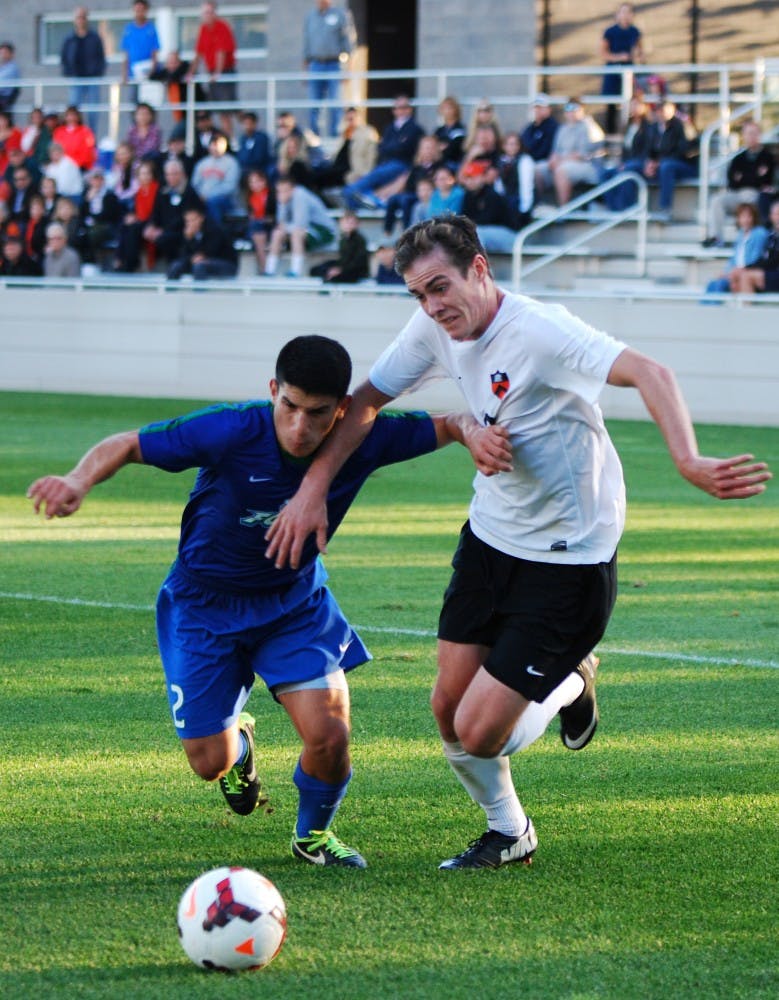 20130929_MSOCCER_MaryHui_0049