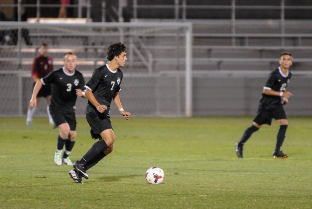 20130927_Men'sSoccervsFIU_DanielaCosio_3989