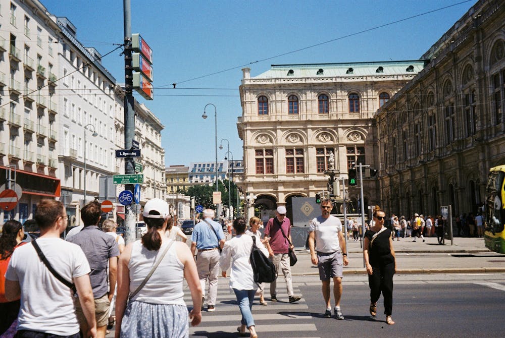 crosswalk-vienna.JPG