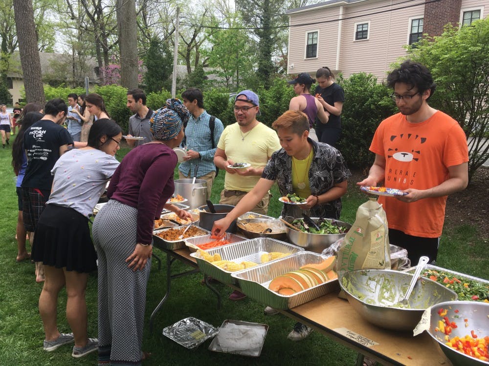 Students serving themselves food