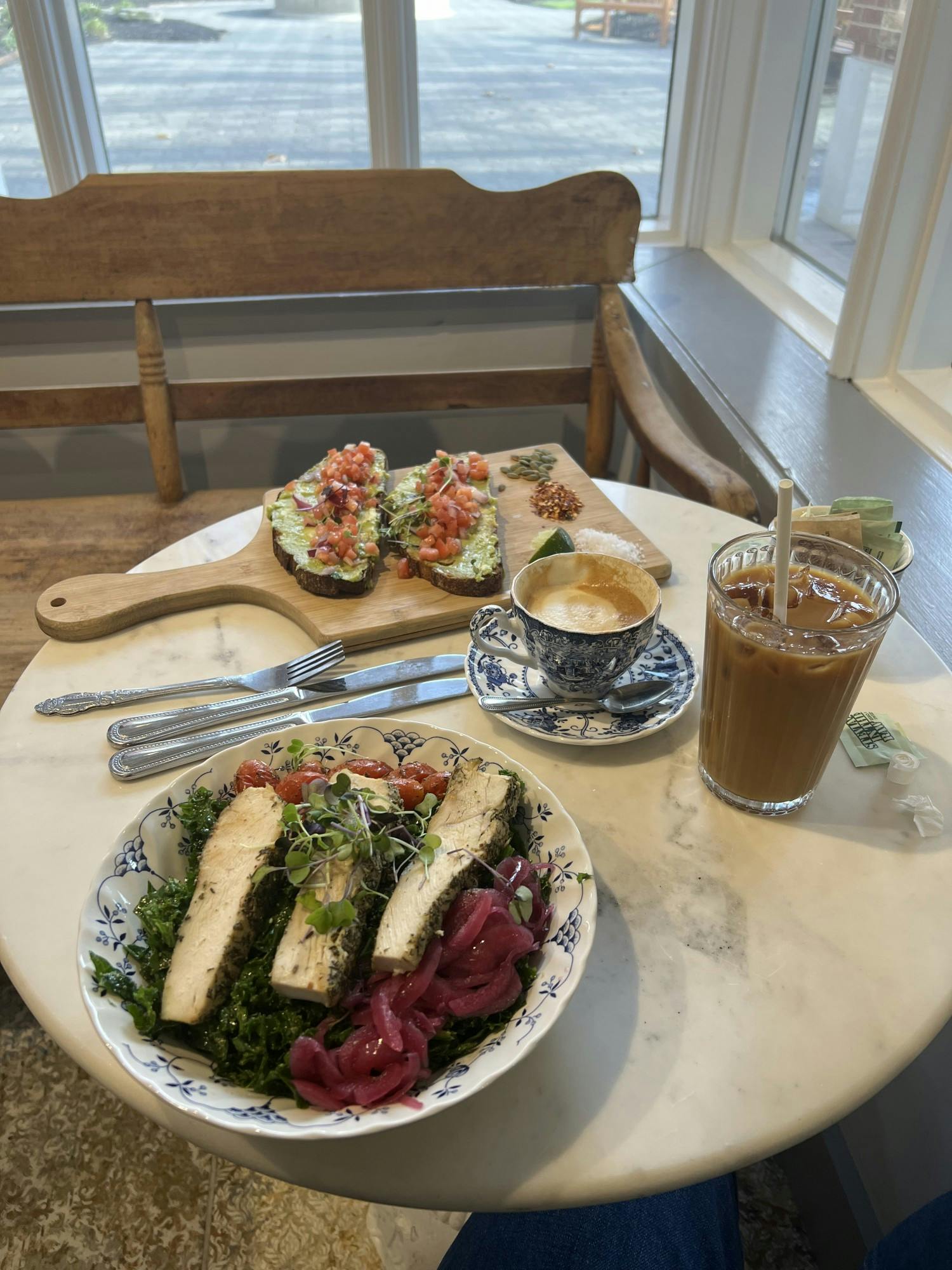 maman dominant media.jpg