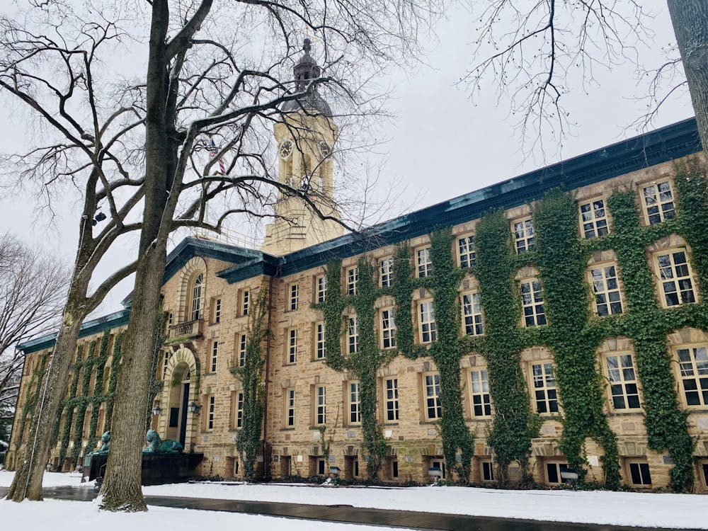 _snowing_nassau hall guanyi.jpg