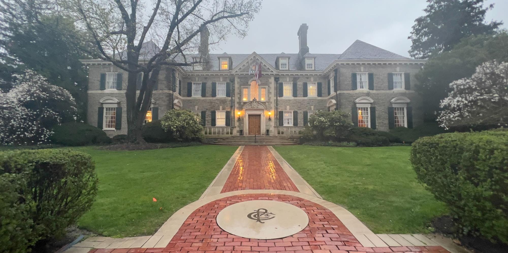 A big mansion in the rain.