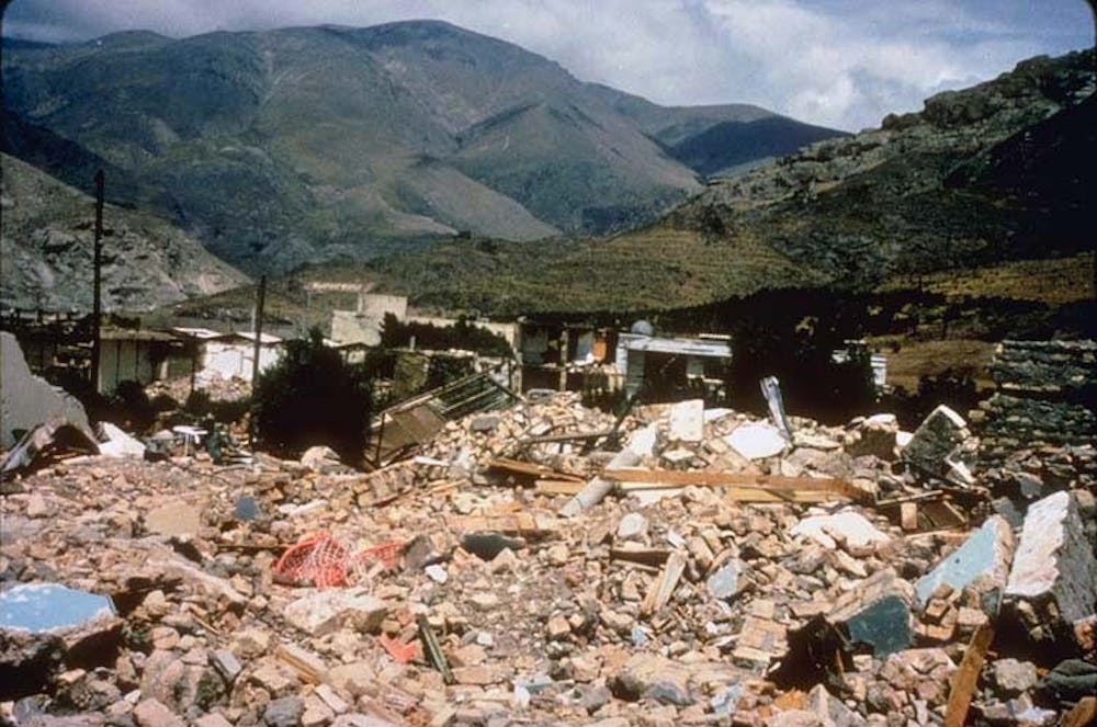 Collapse_of_Unreinforced_Masonry_Buildings,_Iran_(Persia)_-_1990_Manjil_Roudbar_Earthquake.jpg