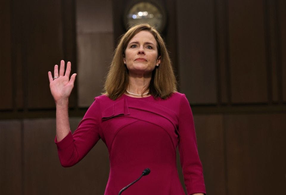 Amy_Coney_Barrett_-_Taking_Oath.jpg