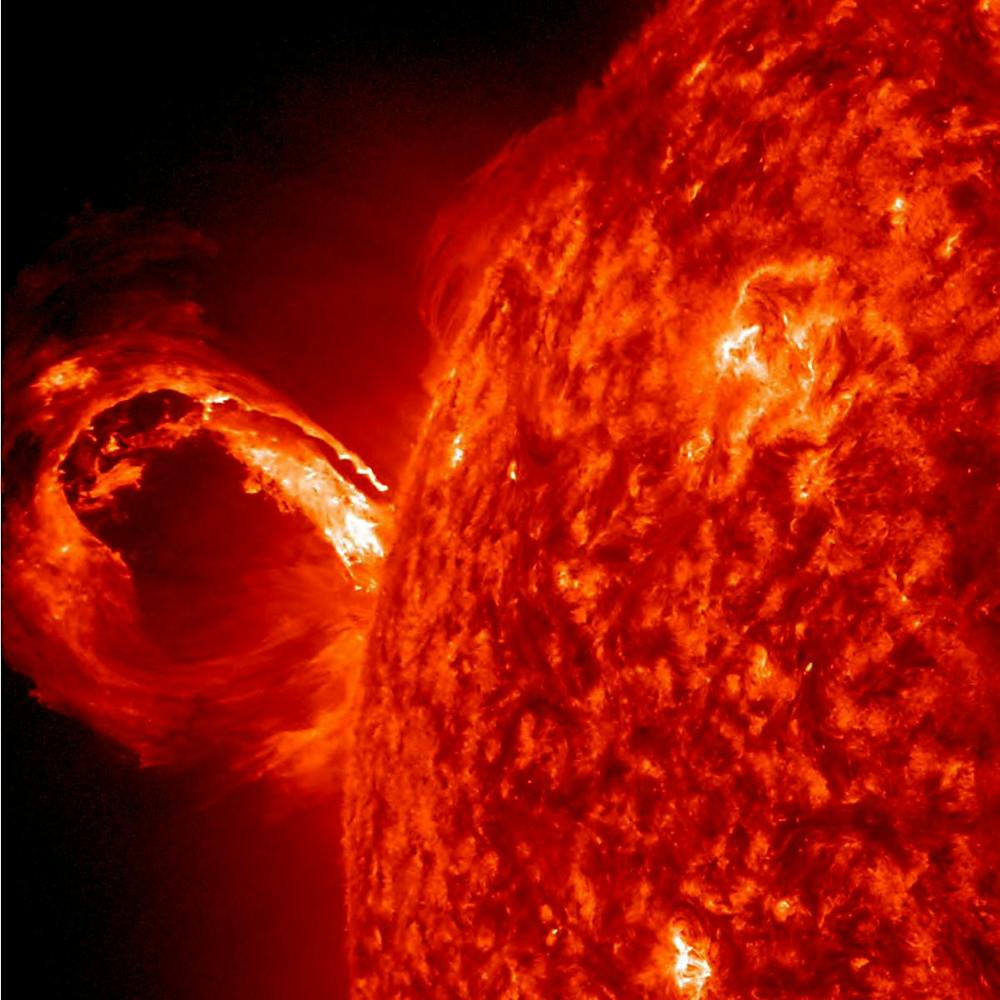 Coronal_mass_ejection_(CME)_May_2013.jpg
