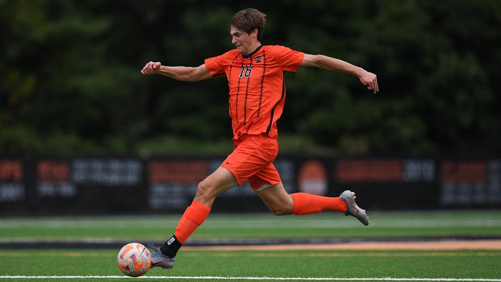 <h5>Junior forward Walker Gillespie netted the winning goal in the 56th minute.</h5>
<h6>Courtesy of <a href="https://goprincetontigers.com/news/2022/10/1/mens-soccer-downs-dartmouth-to-open-ivy-play.aspx" target="_self">GoPrincetonTigers.</a></h6>