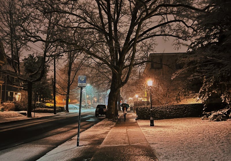 Heavy snowfall and travel disruptions expected Sunday, students permitted to move in early