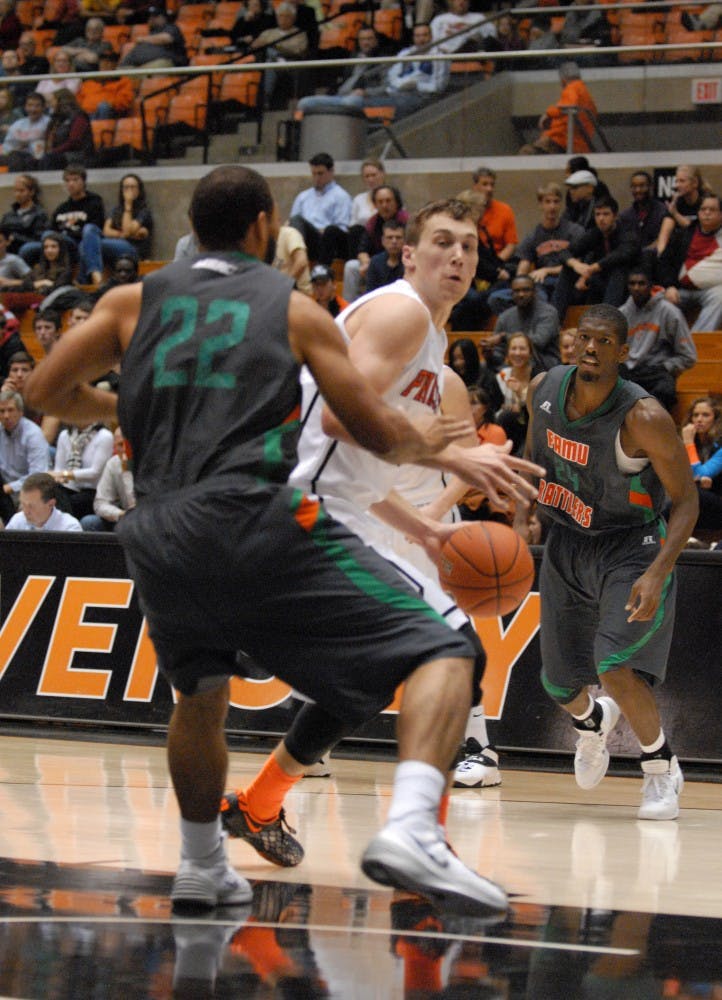 20131110_MBBvs.FAMU_ShannonMcGue_0242
