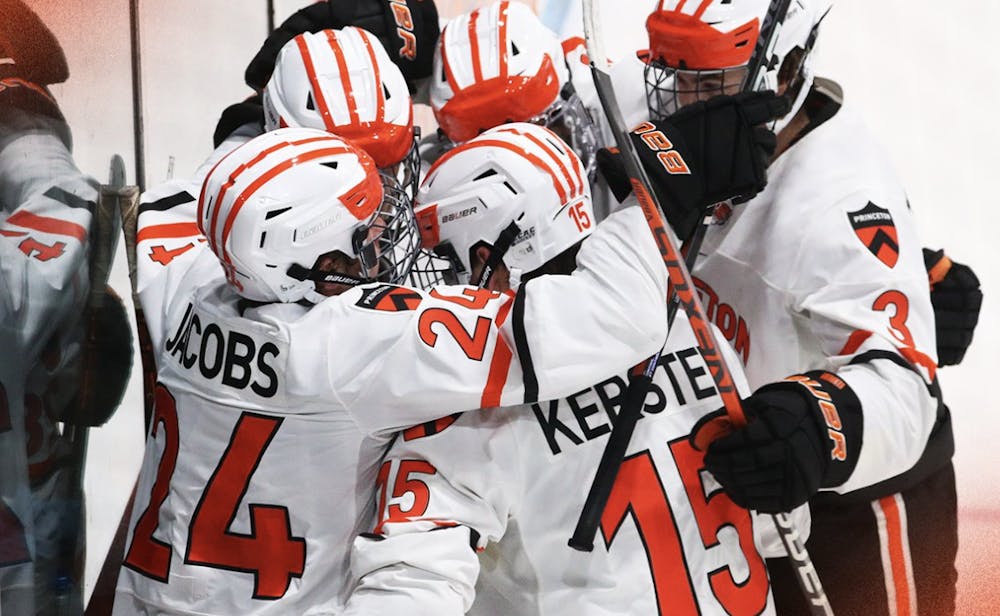 <h5>Tigers celebrate their victory over Clarkson.&nbsp;</h5>
<h6><a href="https://twitter.com/princetonhockey/status/1599212836399755264/photo/1" target="_self">@princetonhockey/Twitter.</a></h6>