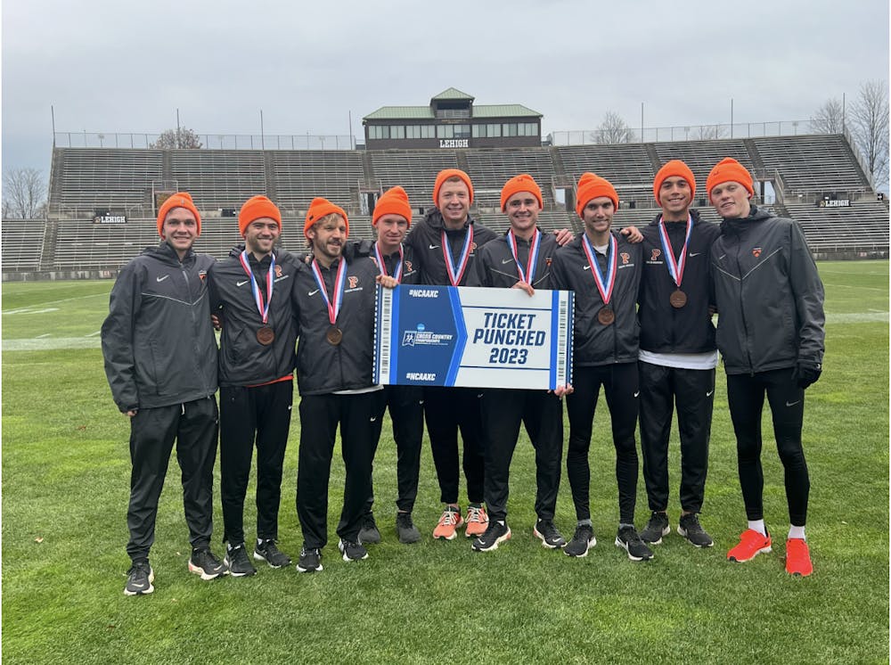 Men's cross country takes gold at Regionals while women leave wishing for  more - The Princetonian