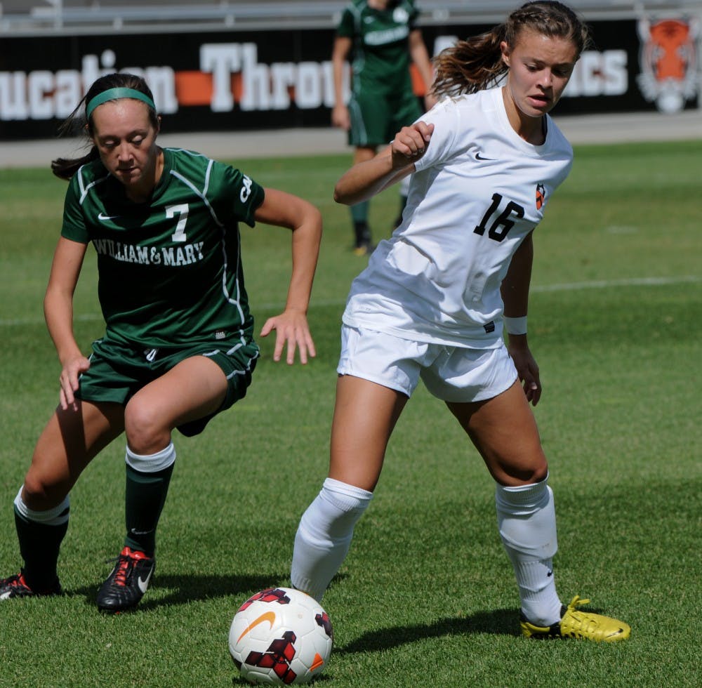 20130922_WSOCvWilliam&Mary_MerrillFabry_2886