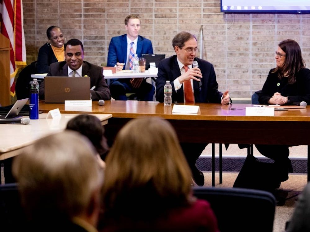 Eisgruber town meeting.jpg