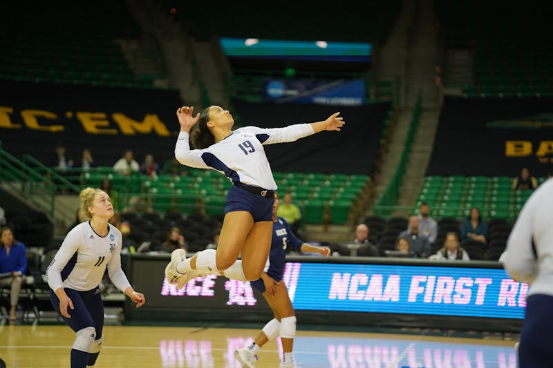 No. 20 Volleyball tops Colorado in first round of NCAAs, set for