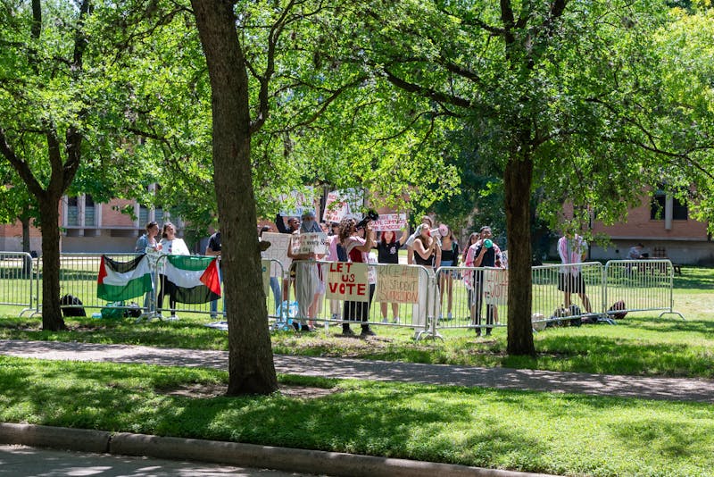 Rice SJP hosts protest in response to S.RES 02 tabling - The Rice Thresher