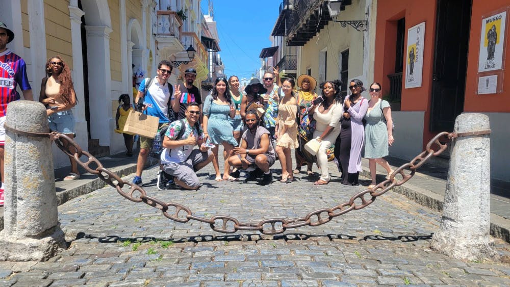 Rutgers—Newark students in PR to perform community service
