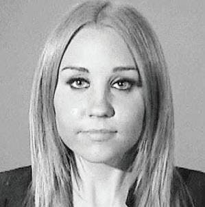 The Disastrous Premiere of the 'New' Amanda Show 