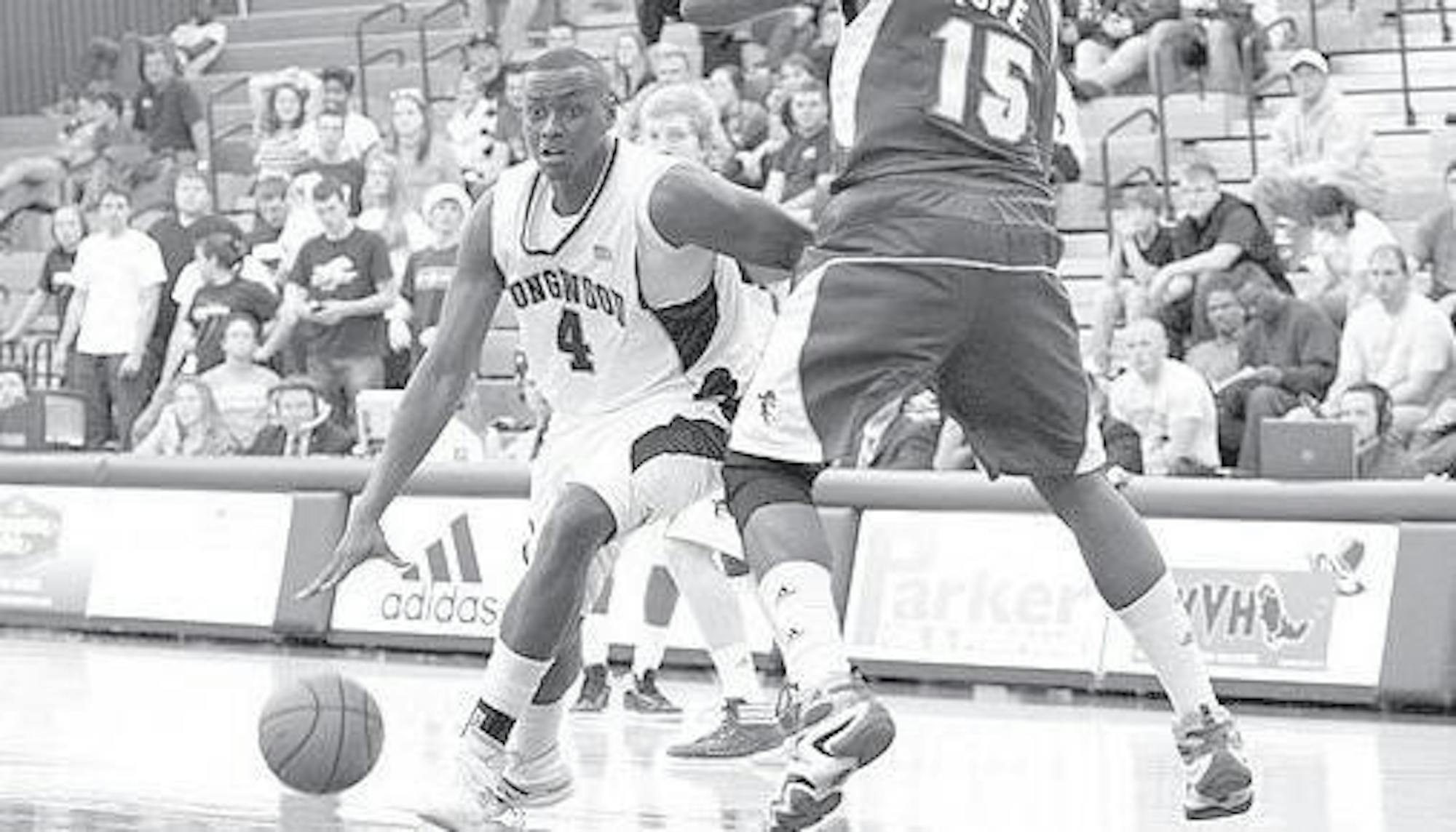 Antwan Carter Becomes New All-Time Leading Scorer in Longwood's History 