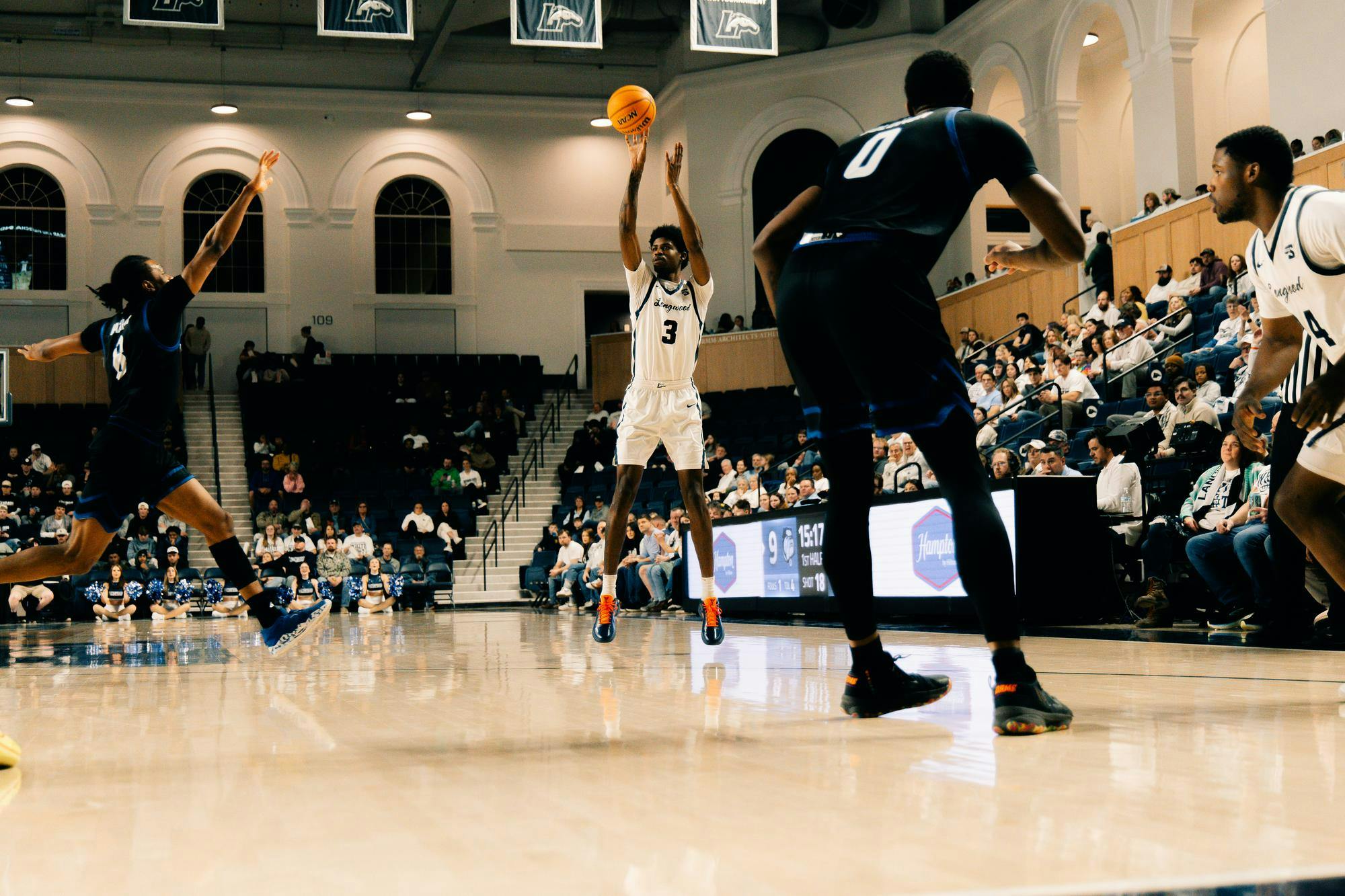 Billups Sets Career High, MBB Defeats USC Upstate in Overtime