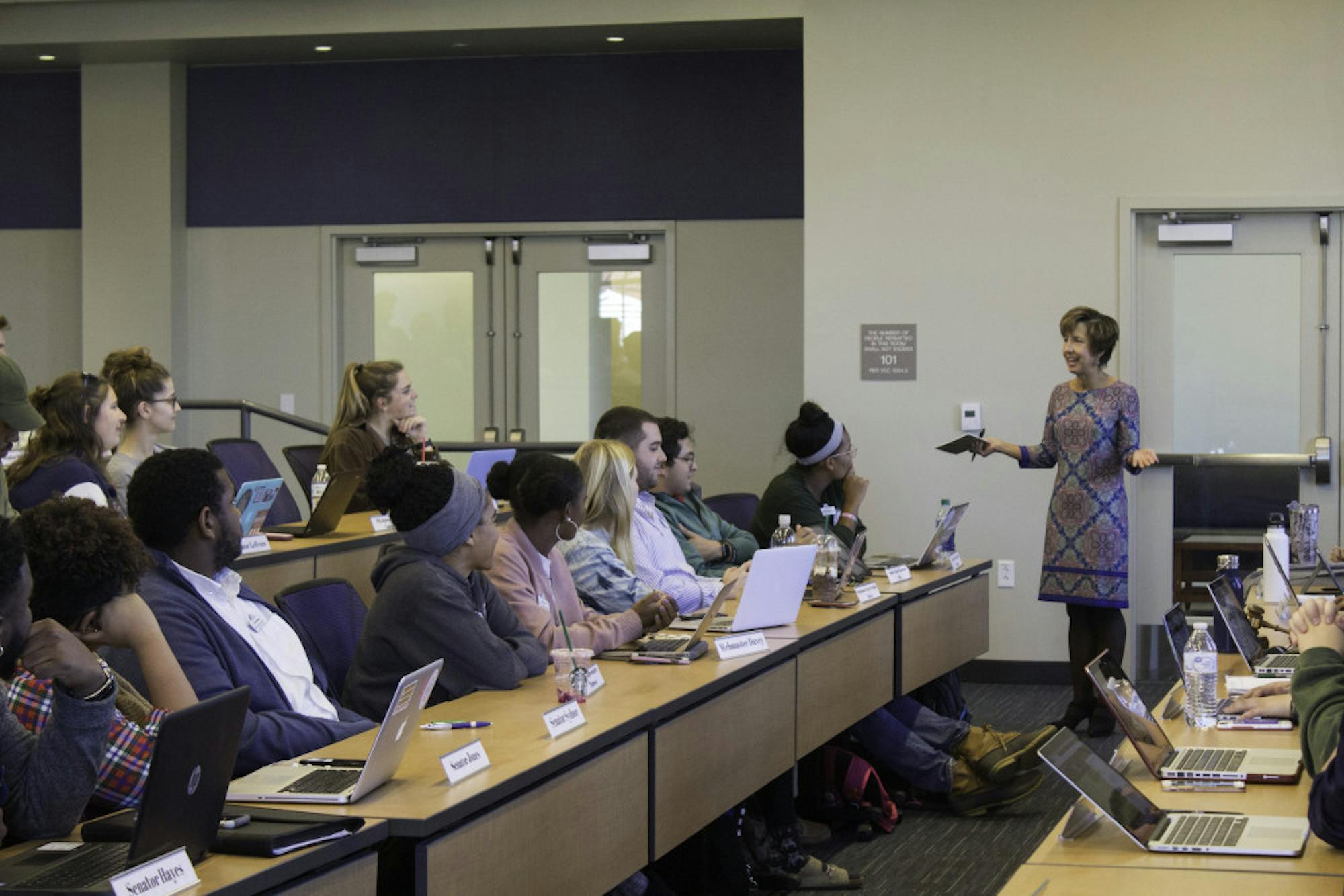 12d99327014f75df3ad3ec3c7e08893d