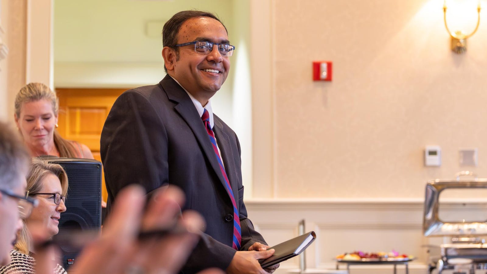 Faculty Senate Passes Handbook Appeal Amendments Amid AI Policy and Trustee Tensions
