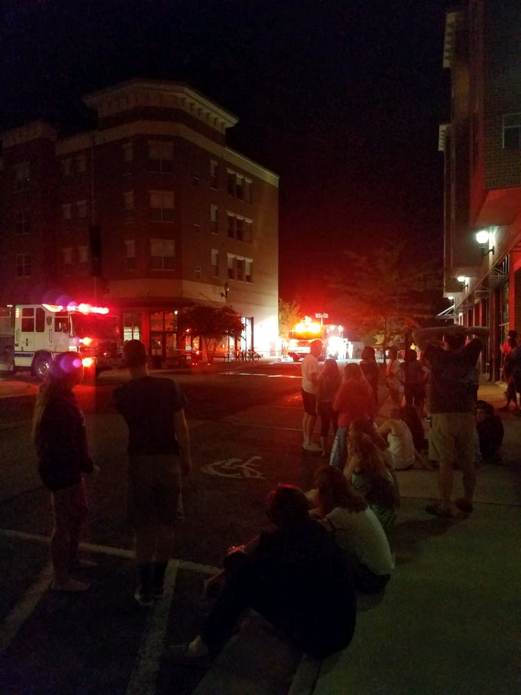 8ce3fcadf64d531e6d8e9b049681d916