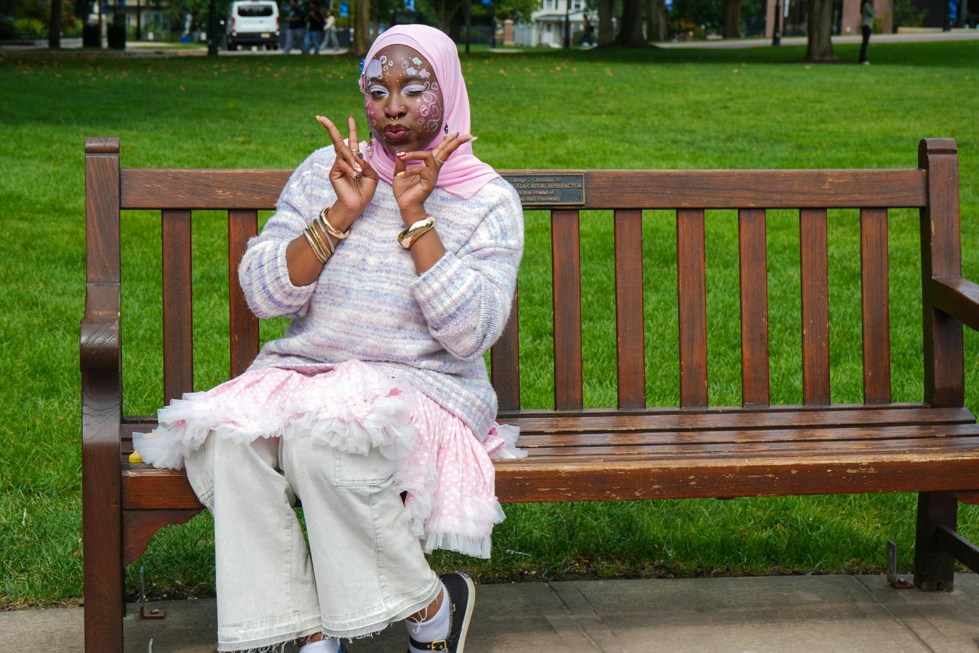 asiya horizontal 1.jpg