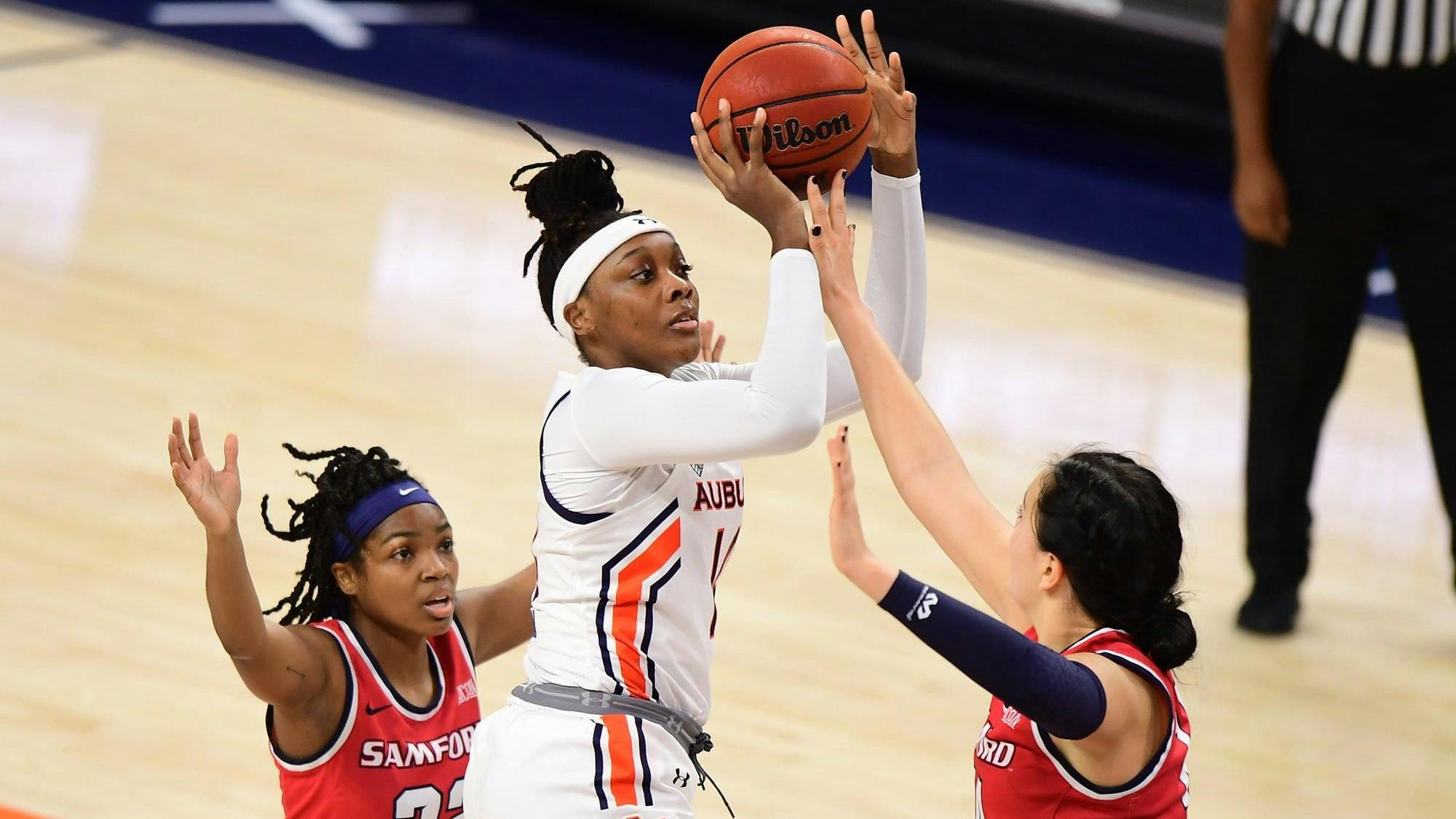 Jala_Jordan_shoots_auburn_vs_samford_20201128_SL1_0559.jpg