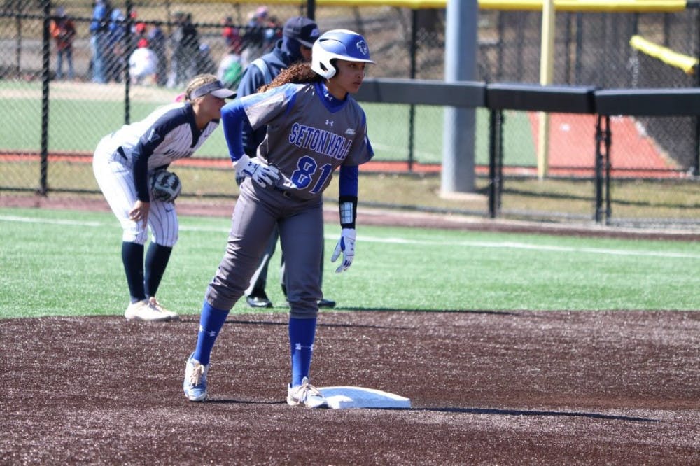 81-Softball-Renee-Nunez-3