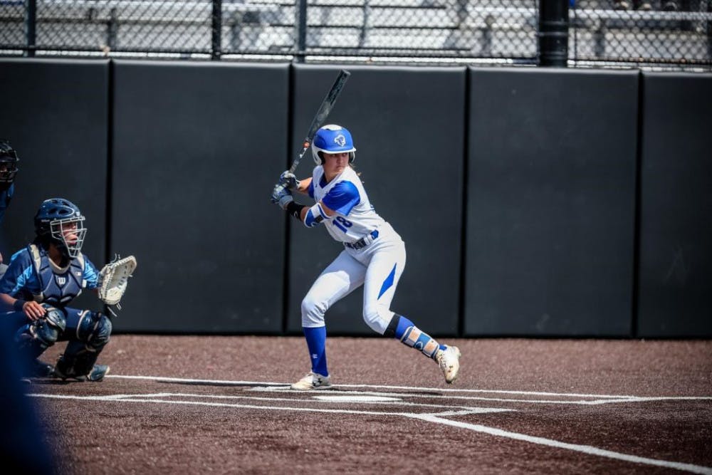 softball-42119-1024x683