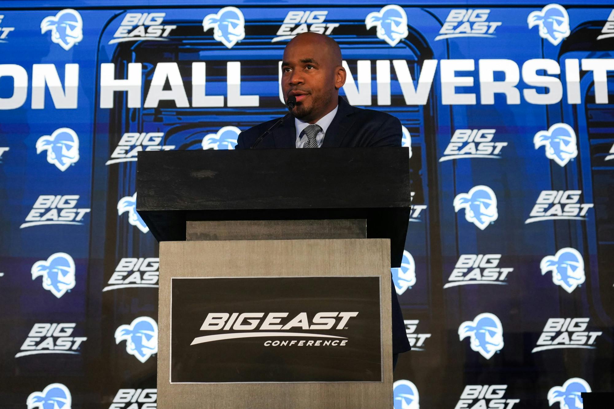 shu mens coach horizontal.jpg