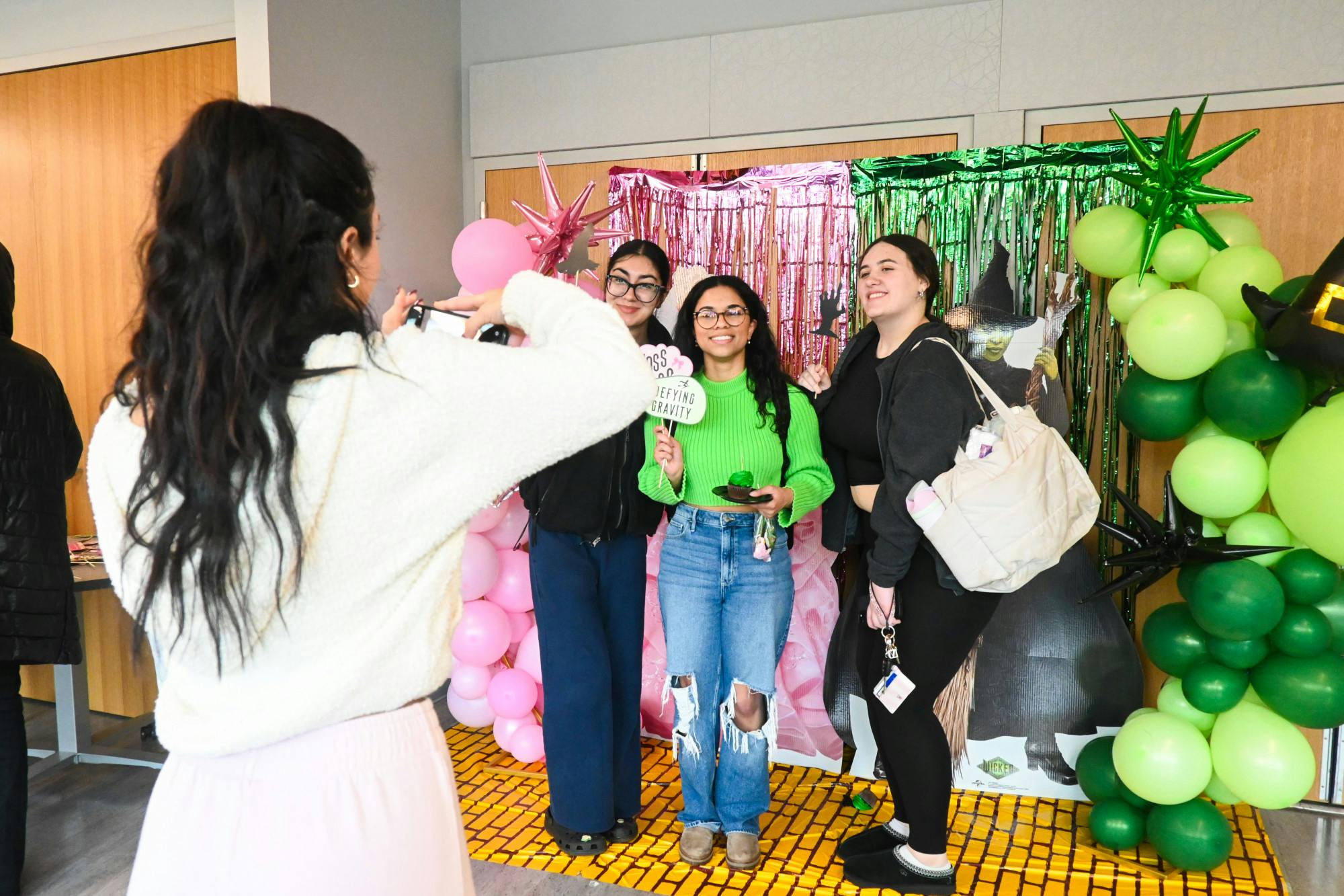 Students at SAB's "Wicked" Pop-Up | Photo by Lianna Cruz