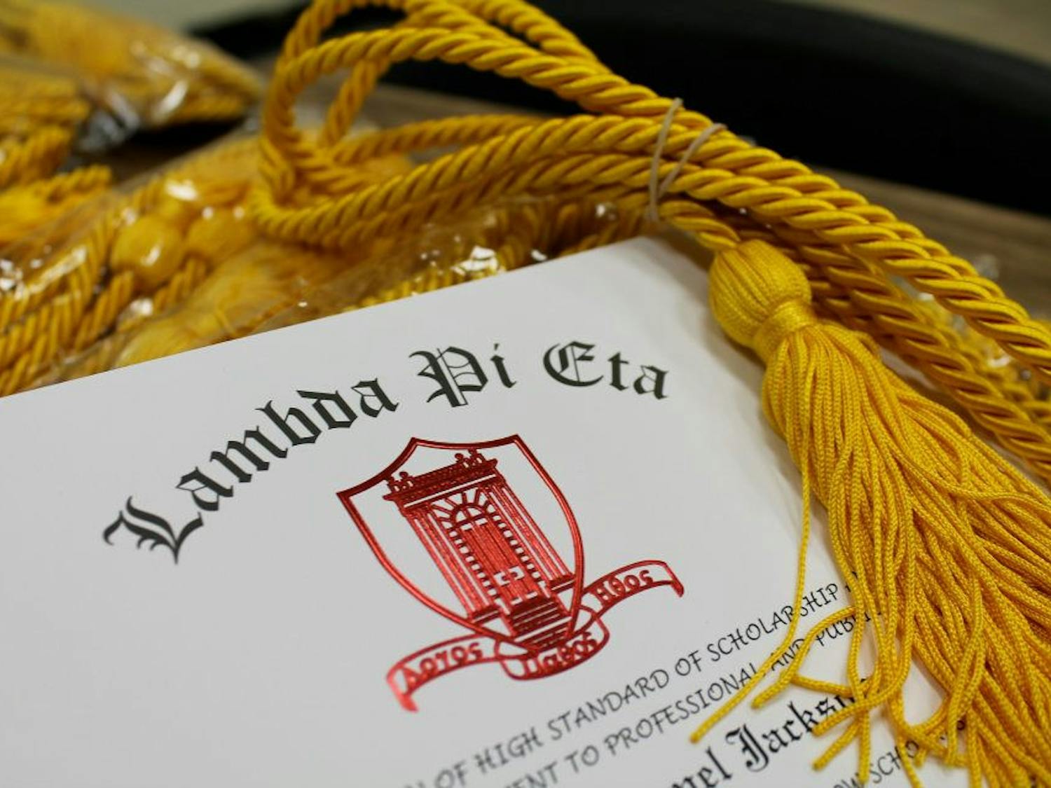 393377_421713687885820_593967414_n