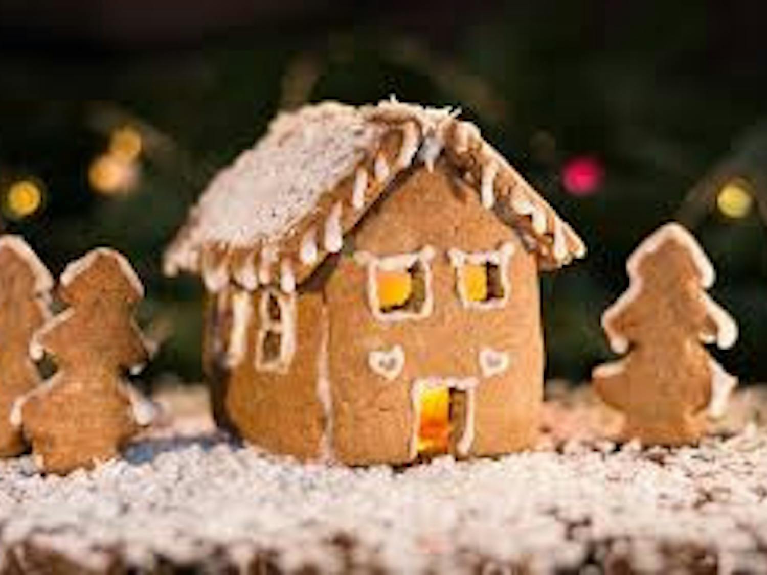Christmas-Gingerbread-House-via-Flickr