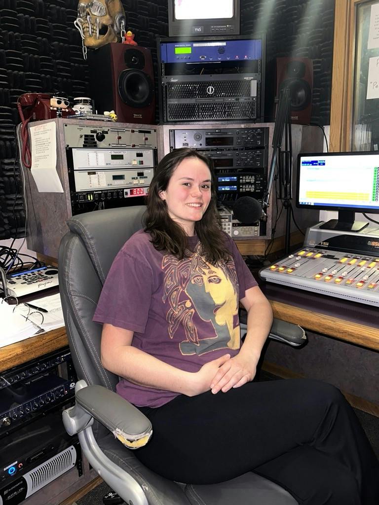 Run the music world with senior Kristin Acheson - Vimarsana News