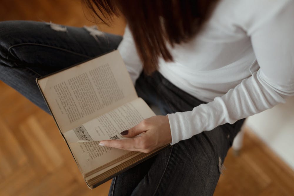 Quarantine-Read-a-Book-via-Pikrepo-scaled