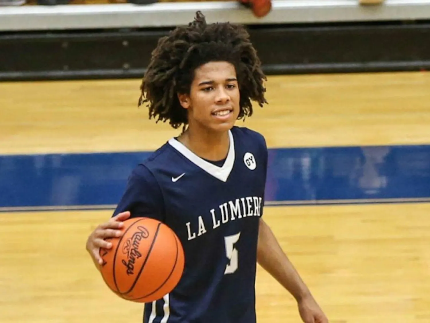 Tyger-Campbell-dribble-e1476993406408