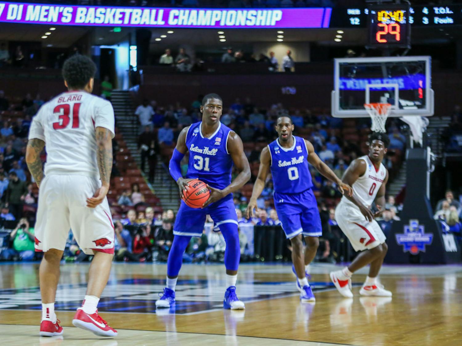 shumbbMMArk031717-5703-1