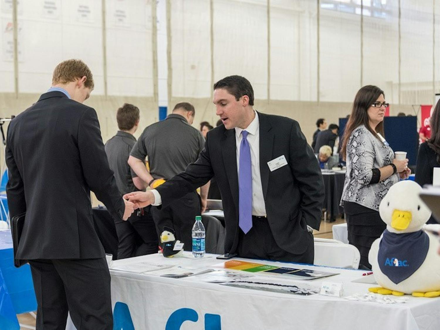 thumbnail_career-fair