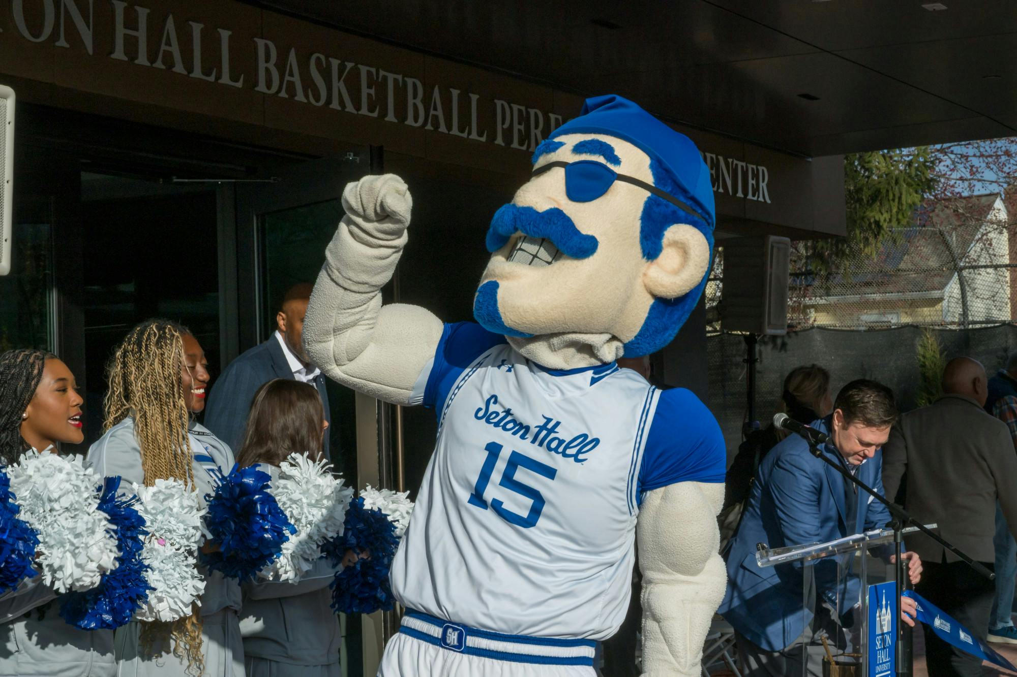 pirate-basketball-facility-opening