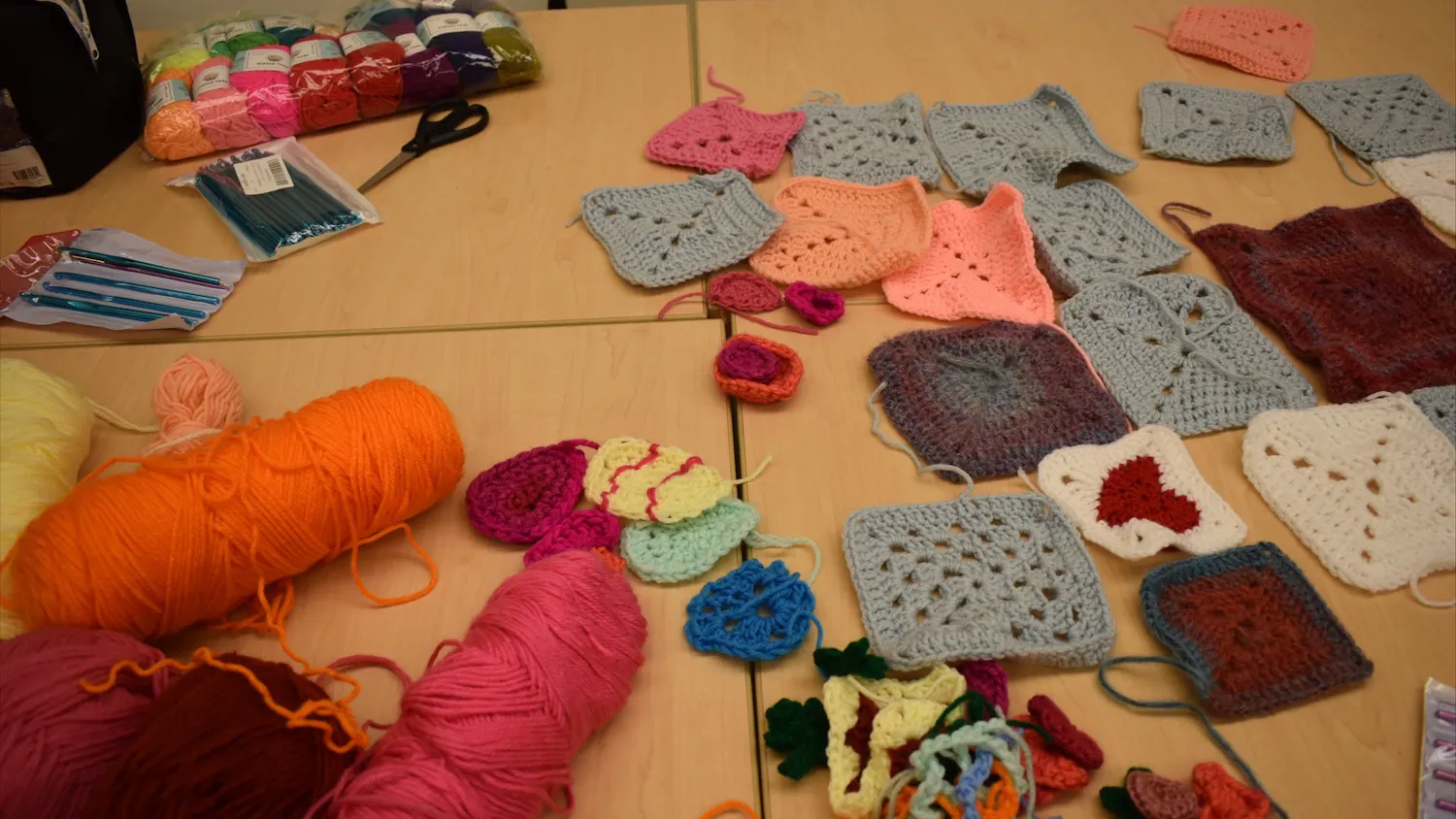 Hooked On Crochet's "Sip and Stitch" Event | Photo by Sarah Prosetti