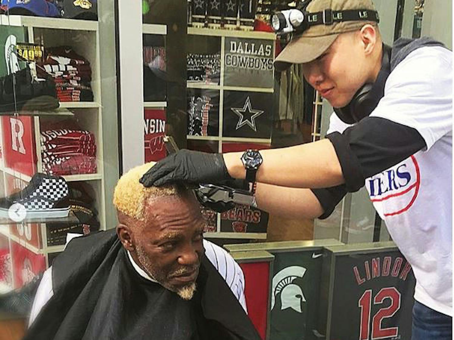 Haircuts-for-Homeless